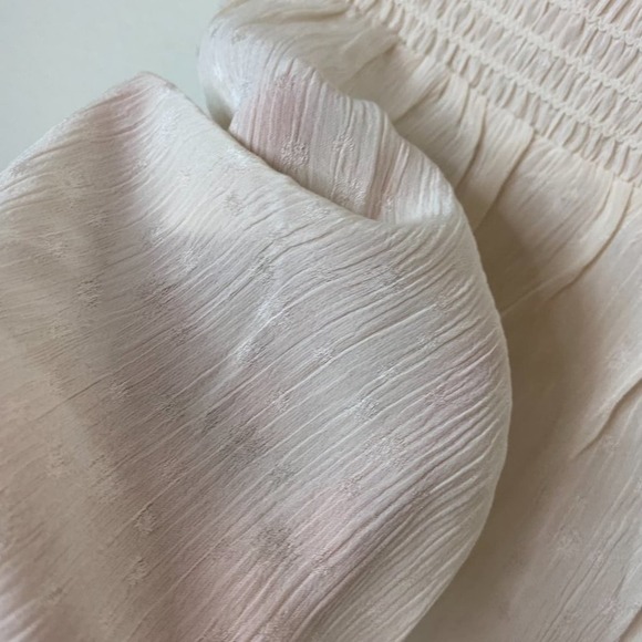 Max Studio Ivory Short Sleeve Blouse NWT - Picture 9 of 10